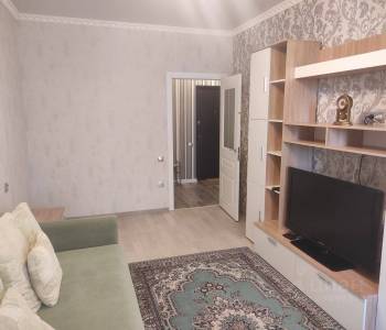 Сдается 1-комнатная квартира, 37 м²