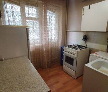 Продается 1-комнатная квартира, 28,4 м²