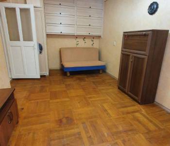 Продается 1-комнатная квартира, 28,4 м²