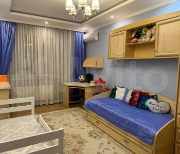 Сдается Многокомнатная квартира, 90 м²