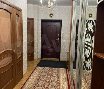 Сдается Многокомнатная квартира, 90 м²