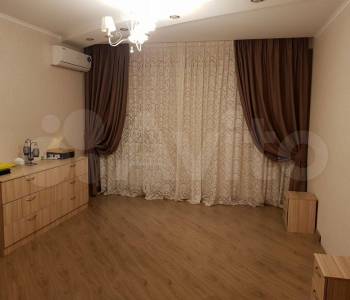 Сдается Многокомнатная квартира, 85 м²