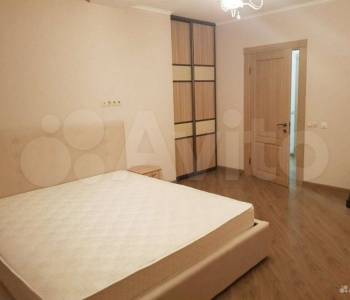 Сдается Многокомнатная квартира, 85 м²