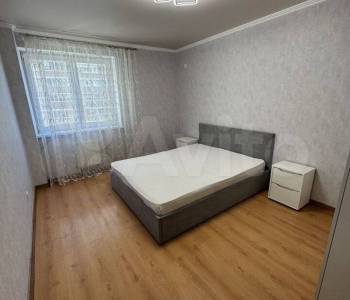 Сдается Многокомнатная квартира, 80 м²