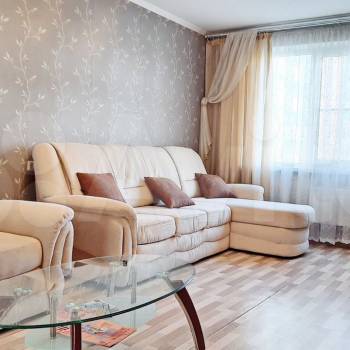 Сдается 2-х комнатная квартира, 72 м²