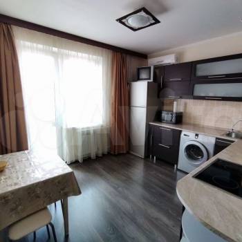 Сдается 1-комнатная квартира, 40 м²