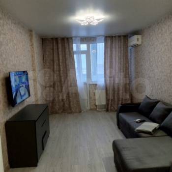 Сдается 1-комнатная квартира, 45 м²