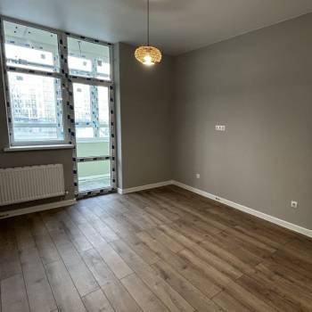 Продается 1-комнатная квартира, 38 м²