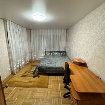 Сдается Многокомнатная квартира, 60 м²