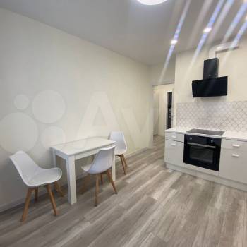 Сдается 1-комнатная квартира, 37 м²