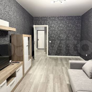 Сдается 1-комнатная квартира, 40,8 м²