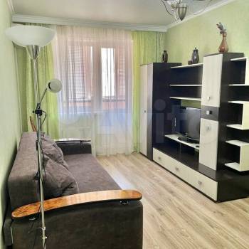 Сдается 1-комнатная квартира, 40 м²