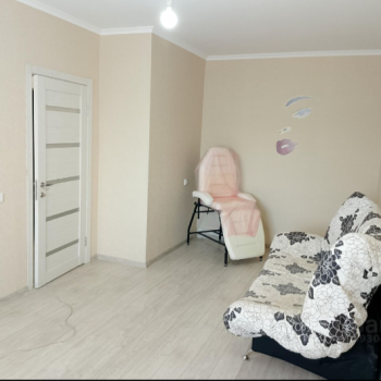 Продается 1-комнатная квартира, 35,9 м²