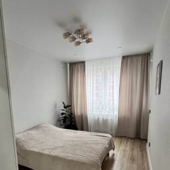 Сдается 1-комнатная квартира, 38 м²