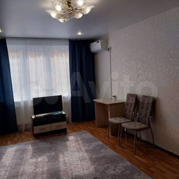 Сдается 1-комнатная квартира, 38,1 м²