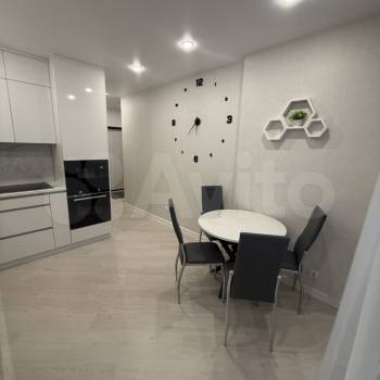 Сдается 1-комнатная квартира, 41 м²