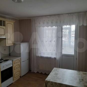 Сдается 1-комнатная квартира, 40 м²