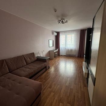 Сдается 1-комнатная квартира, 45 м²