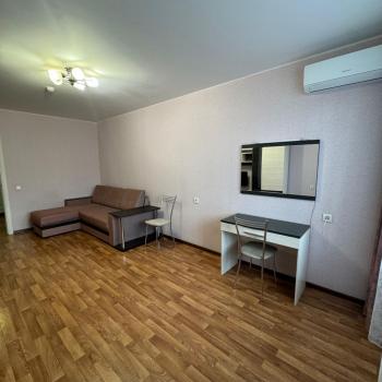 Сдается 1-комнатная квартира, 45 м²