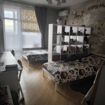 Продается 3-х комнатная квартира, 126 м²