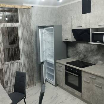 Сдается 1-комнатная квартира, 38 м²