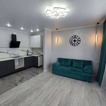 Продается 1-комнатная квартира, 32 м²