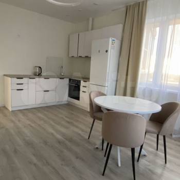 Сдается Многокомнатная квартира, 82 м²