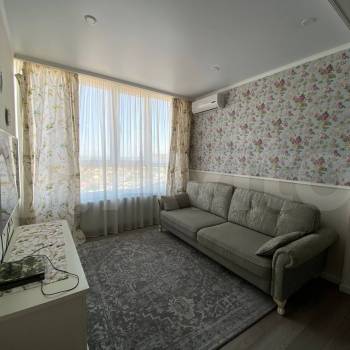 Сдается Многокомнатная квартира, 80 м²