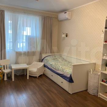 Сдается Многокомнатная квартира, 80 м²