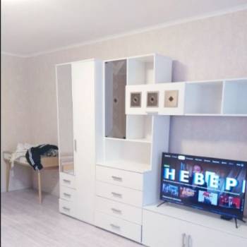 Продается 1-комнатная квартира, 38 м²