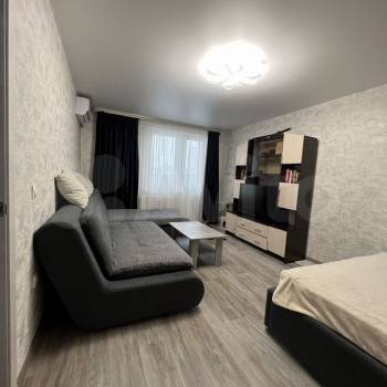 Продается 1-комнатная квартира, 38 м²