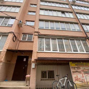Продается 1-комнатная квартира, 50 м²