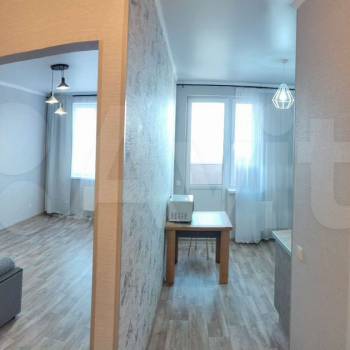 Продается 1-комнатная квартира, 32,9 м²