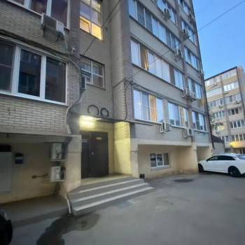 Продается 1-комнатная квартира, 29,7 м²