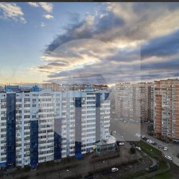 Сдается Многокомнатная квартира, 90 м²