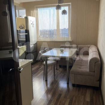 Продается 2-х комнатная квартира, 60 м²