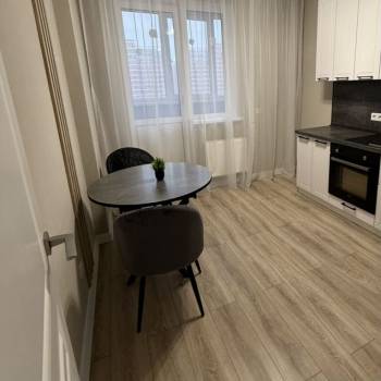 Продается 1-комнатная квартира, 38,3 м²