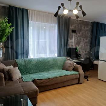 Продается Многокомнатная квартира, 90 м²