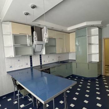 Продается 3-х комнатная квартира, 100 м²