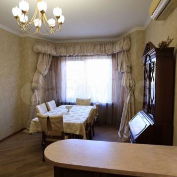 Продается Дом, 245 м²