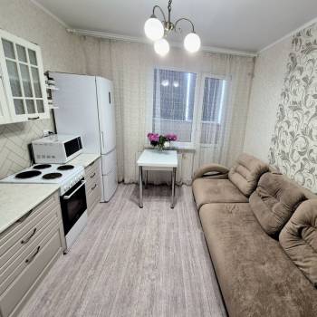 Продается 1-комнатная квартира, 41,35 м²