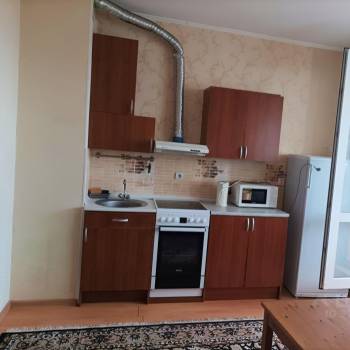 Сдается 1-комнатная квартира, 38 м²