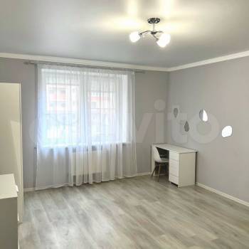 Сдается 1-комнатная квартира, 46 м²