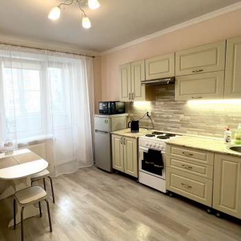 Сдается 1-комнатная квартира, 46 м²