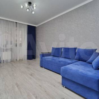 Продается 1-комнатная квартира, 40,6 м²