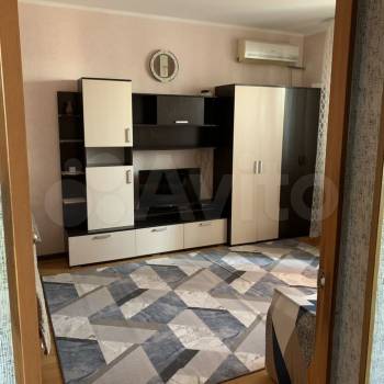 Сдается 1-комнатная квартира, 35 м²