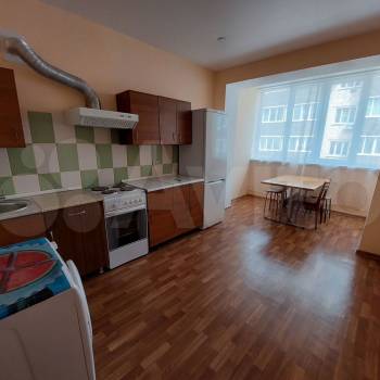 Сдается 2-х комнатная квартира, 69 м²