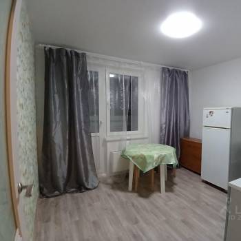 Сдается 1-комнатная квартира, 37 м²