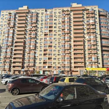 Продается 2-х комнатная квартира, 63 м²