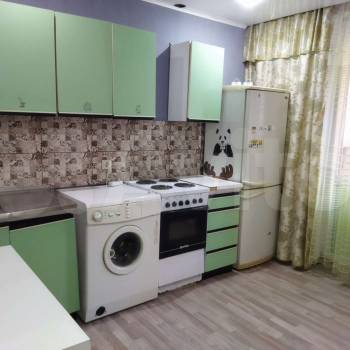 Сдается 2-х комнатная квартира, 63 м²